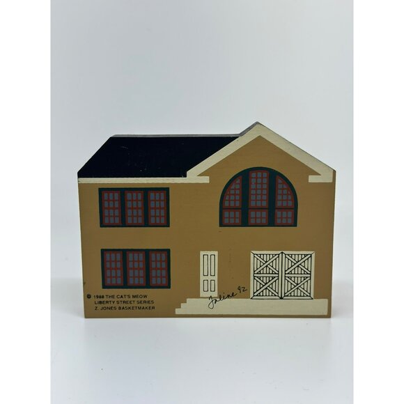 VTG 1988 The Cats Meow Liberty Street Series Z. Jones Basketmaker Wooden Sitter - Picture 3 of 5